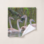 Junge Schwäne Badhandtuch Set (Waschlappen)