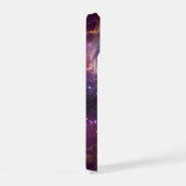 Junge Sterne in der kleinen Zauberwolke. iPhone 15 Hülle (Rechte Seite)