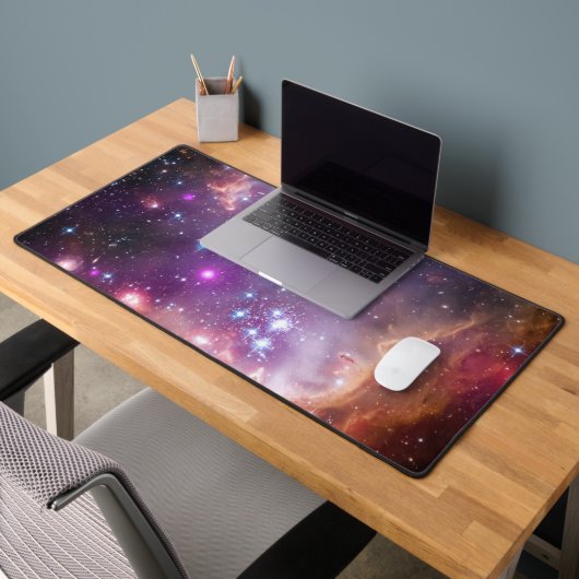 Junge Sterne in der kleinen Zauberwolke. Schreibtischunterlage (Büro 2)