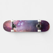 Junge Sterne in der kleinen Zauberwolke. Skateboard (Horizontal)