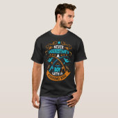 JUNGE UND KATZE FISHEN T-Shirt (Vorne ganz)
