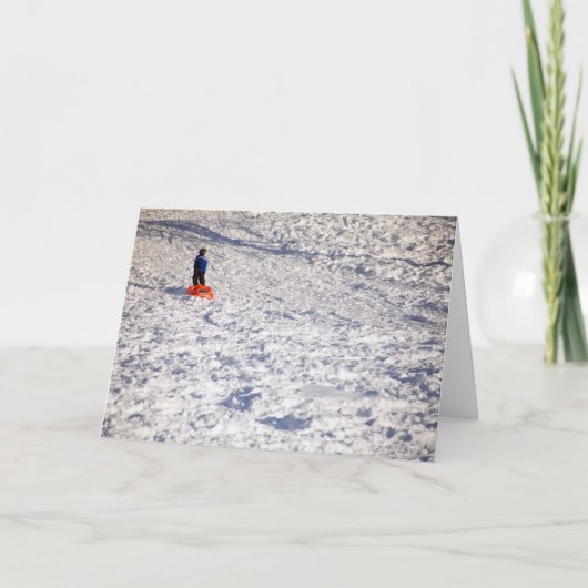 Junge und Schlitten Feiertagskarte (Vorderseite)