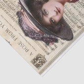 Junge viktorianische Dame mit rosa Blumenkleid Ros Seidenpapier (Ausschnitt)