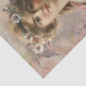 Junge viktorianische Frau umgeben von Blumen Seidenpapier (Ausschnitt)