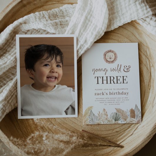 Junge, wilde und drei neutrale Blätter Foto laden  Einladung