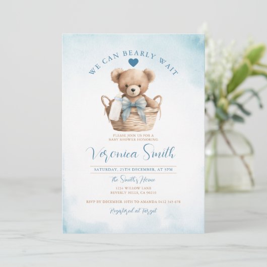 Junge Wir können frühzeitig auf Blue Bear Baby Dus Einladung (Stehend Vorderseite)