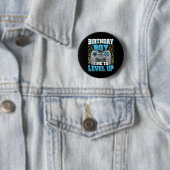 Junge Zeit zum Levelaufstieg Videospiel Geburtstag Button (Beispiel)