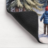 Junge zieht einen Schlitten mit Weihnachts-Tannen- Mousepad (Ecke)