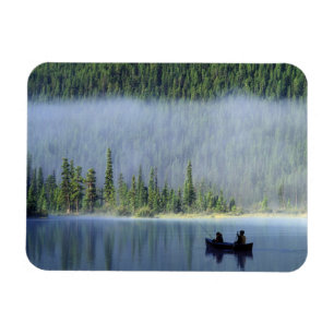 Jungen angeln am Waterfowl Lake, Banff National Magnet