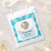 JUNGEN GESCHENKTÜTCHEN (Ausgeschnitten)