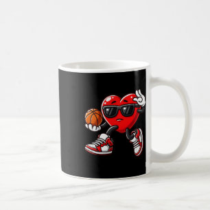 Jungen Kleinkind Niedliches Herz spielen Basketbal Kaffeetasse