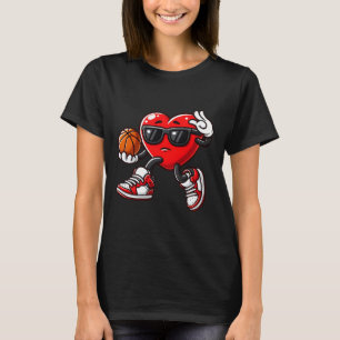 Jungen Kleinkind Niedliches Herz spielen Basketbal T-Shirt