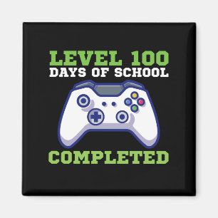 Jungen Level 100 Schultage absolviert  Magnet