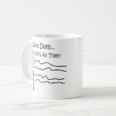 Jungen sind stumme "Wurfs-Felsen an ihnen!" Tassen (Vorderseite Links)