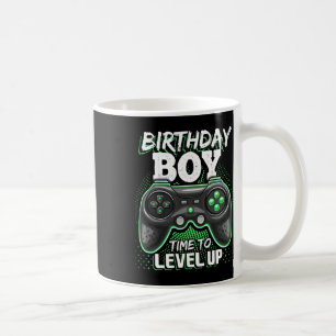 Jungenzeit, um das Videospiel-Level zu erhöhen Geb Kaffeetasse