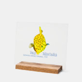 Junger Gelber Kofferfisch Acrylschild (Winkel)