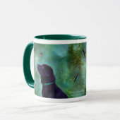 Junger Labrador u. Buttys Tasse (Vorderseite Links)