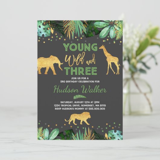 Junger wilder und drei einladung (Stehend Vorderseite)