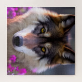 Junger Wolf in fuchsienrosa Blüten Puzzle (Horizontal)