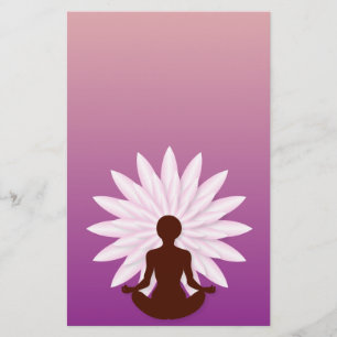 Junges Mädchen praktiziert Yoga Briefpapier