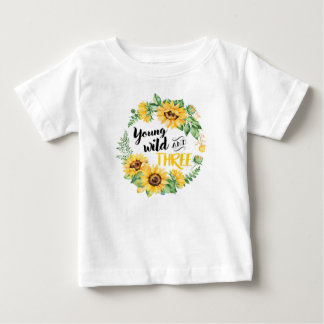 Junges wildes und T - Shirt drei