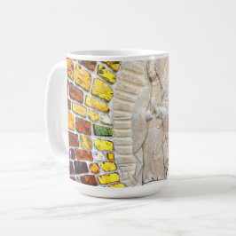 Jungfrau der Tasse des Armen Schreins