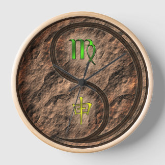Jungfrau & Erdaffe Uhr