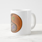 Jungfrau & Holz-Ochse Jumbo-Tasse (Vorderseite Rechts)