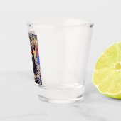 Jungfrau und Kind mit musikalischem Hintergrund be Schnapsglas (Rechts)