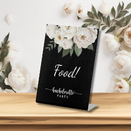 Junggeselinnen-Abschied mit schwarzem und weißem B Sockelschild