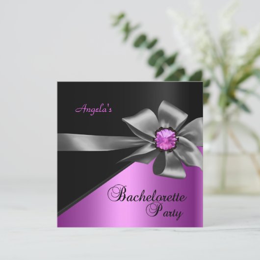Junggeselinnen-Abschied Pink Black Bow Jewel Einladung (Stehend Vorderseite)