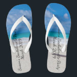 Junggeselinnen-Abschied Tropical Beach Cruise Badesandalen<br><div class="desc">Dieses Design wurde durch digitale Kunst erstellt und kann personalisiert werden, indem Sie auf den Knopf Anpassen klicken und die Farbe ändern, einen Namen, Initialen oder Ihre Lieblingssprache hinzufügen. Kontaktieren Sie mich unter colorflowcreations@gmail.com , wenn Sie dieses Design für ein anderes Produkt haben möchten. Kaufen Sie meine originale abstrakte Acrylmalerei...</div>