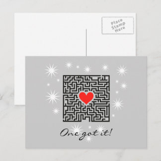Junggesellenherz findet Labyrinthweg Postkarte