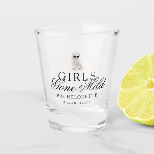 Junggesellinnen-Abschied im Spa-Bären-Stil Schnapsglas (Vorderseite)