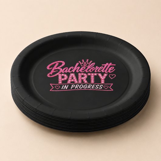 Junggesellinnen-Abschiedsparty im Gange Pappteller