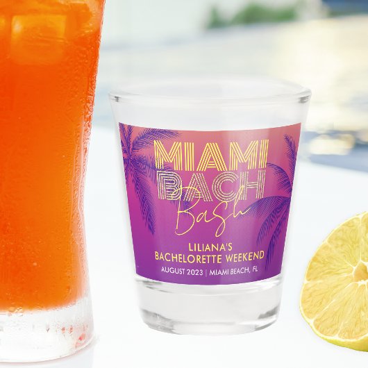 Junggesellinnenabschied Miami Beach Schnapsglas