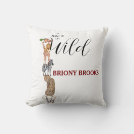 Jungle Safari "It's About To Get Wild" Baby Shower Kissen