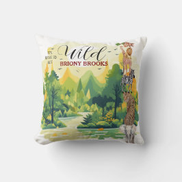 Jungle Safari "It's About To Get Wild" Baby Shower Kissen