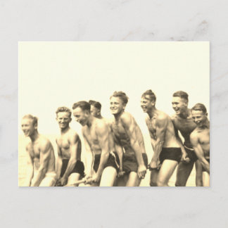 Jungs auf einem Seil Postkarte