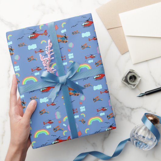 Jungs, die Muster auf blau fliegen Geschenkpapier (Schenken)