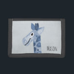 Jungs erste Blue Giraffe aus der Brieftasche mit d Tri-fold Geldbeutel<br><div class="desc">Das Portemonnaie dieses bezaubernden Jungen ist mit einer blauen Aquarellgiraffe ausgestattet und hat Platz für Sie,  um den Namen Ihres kleinen Jungen hinzuzufügen. Ideal für die erste Brieftasche Ihres Kleinkindes! Karo aus der Erholung unserer Kollektion für andere niedliche blaue Safaritiere!</div>