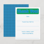 Jungs füllen den Gebäude-Block aus Mitteilungskarte (Vorne/Hinten)