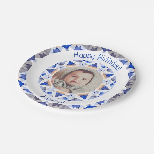 Jungs Happy Birthday Vibranly Blue Star Custom Age Pappteller (Schrägansicht)