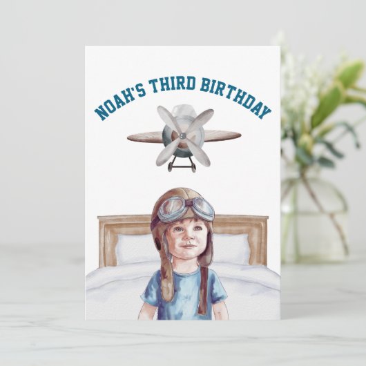 Jungs Niedliches Flugzeug Reisen Kindergeburtstag Einladung (Stehend Vorderseite)