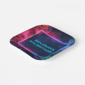Jungs Personalisiertes Videospiel Neon Geburtstags Pappteller (Gewinkelt)