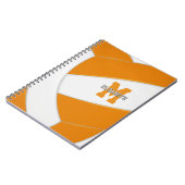 Jungs Volleyball in Orange Notizblock (Linke Seite)