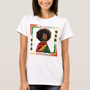 Jüngste Frau, die in der Fahne der Freiheit hinein T-Shirt