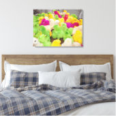 Jungtiere in einem Pen auf einem von Dye gefärbten Leinwanddruck (Insitu (Schlafzimmer))