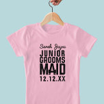 Junior Groomsmaid Wedding Party T - Shirt<br><div class="desc">Leckerei deine Junior Groomsmaid zu Junior Groomsmaid Shirts! Fügen Sie einfach ihren Namen und Ihr Hochzeitsdatum hinzu und lassen Sie sie Ihre Gäste mit ihrem Geschmack verwöhnen.</div>