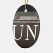 Junk: Vintages Truck-Zeichen Keramikornament (Links)